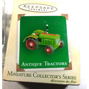 Hallmark Miniatures Antique Tractor Green Red wheels Christmas